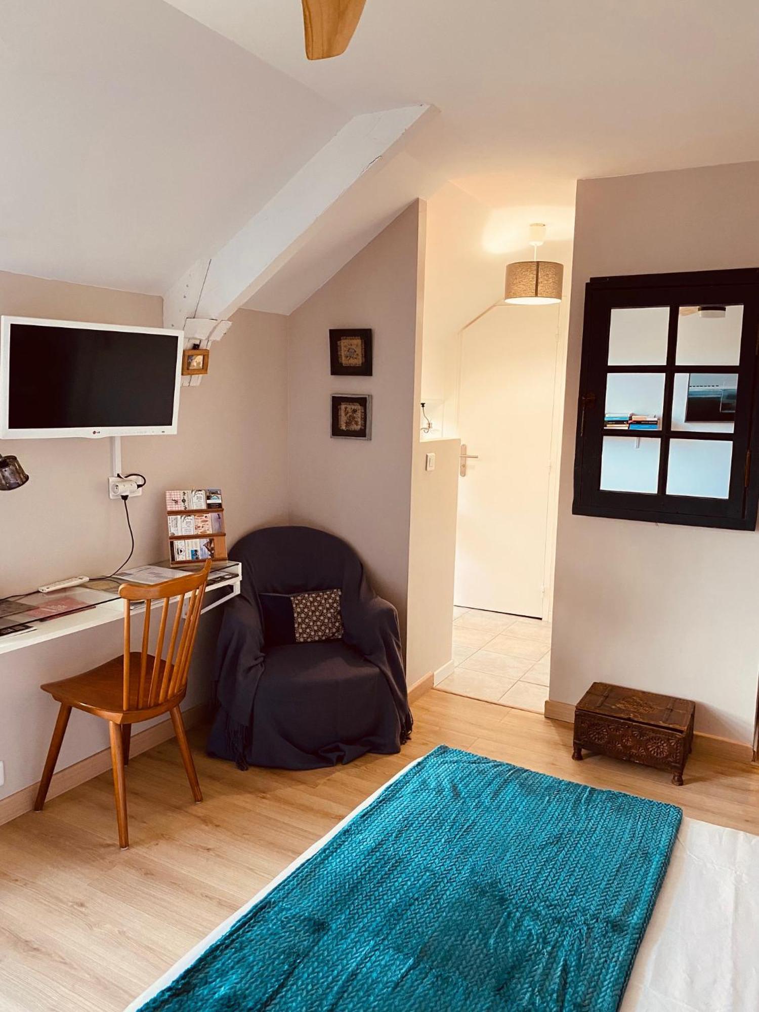 La Ligne Bed & Breakfast Angles-sur-lʼAnglin Dış mekan fotoğraf